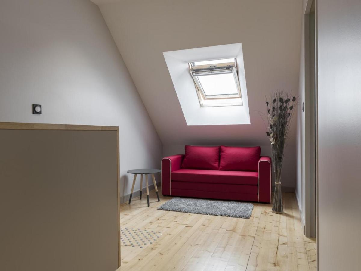 Gite Renove Avec Terrasse, Poele A Bois Et Wifi A Chapeau - Fr-1-489-79 外观 照片